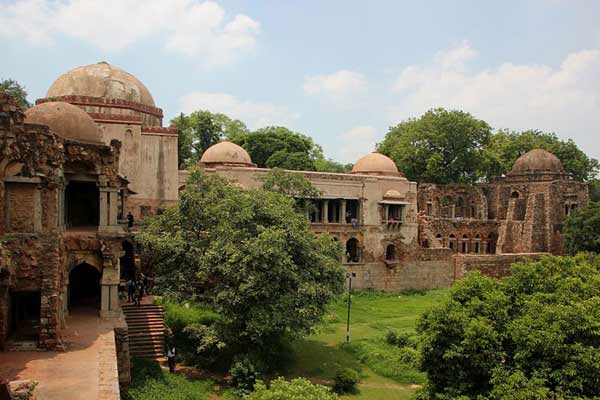 hauz-khas-delhi-historical places in Delhi 