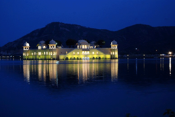 weekend getaways from delhi to jaipur